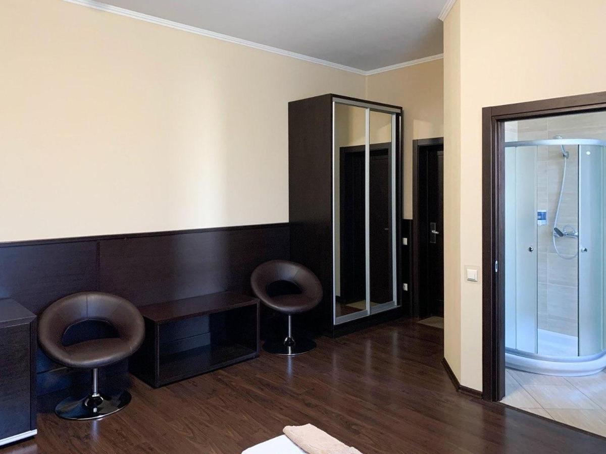 Etoile Hotel Charkiv Esterno foto