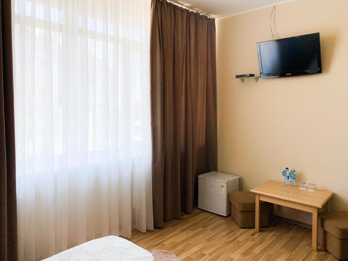 Etoile Hotel Charkiv Esterno foto